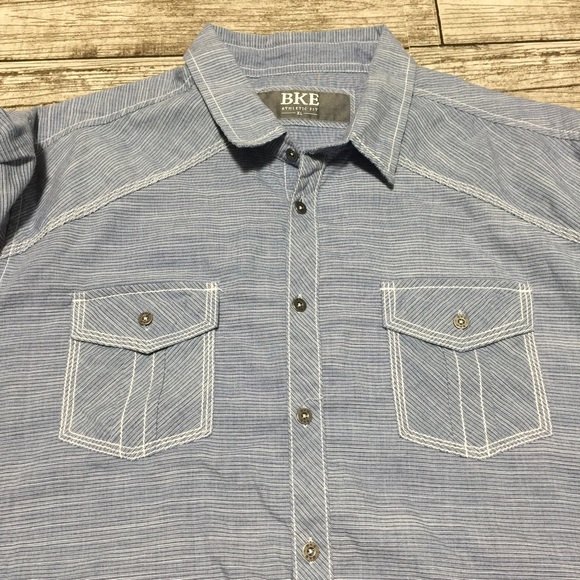 BKE Athletic Fit Button Up Shirt Men’s XL Blue Striped Lightweight Casual - Picture 6 of 8